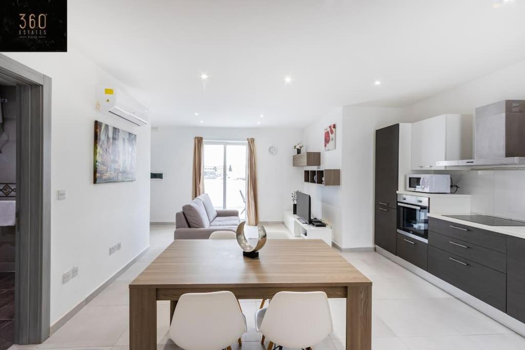 Spacious, Beautiful Central Penthouse With Bbq By 360 Estates Pieta Экстерьер фото
